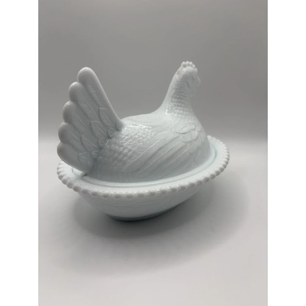 Indiana Glass Vintage White Milk Glass Hen On Nest HON Dish Beaded 7